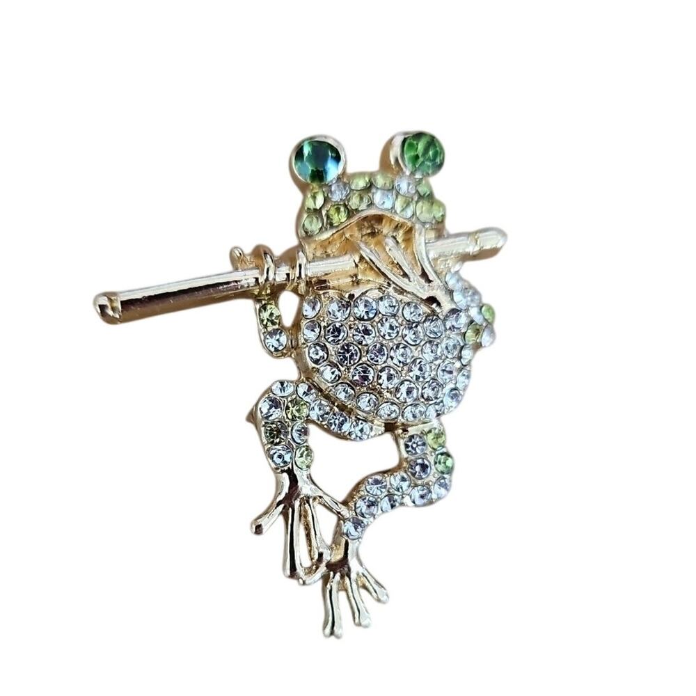 Flute Playing Frog Brooch – Crystal Rhinestone Goldtone Pin/Pendant
